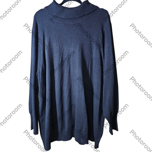 torrid Sweaters - NWT Size 6 Torrid Black Turtleneck Sweater